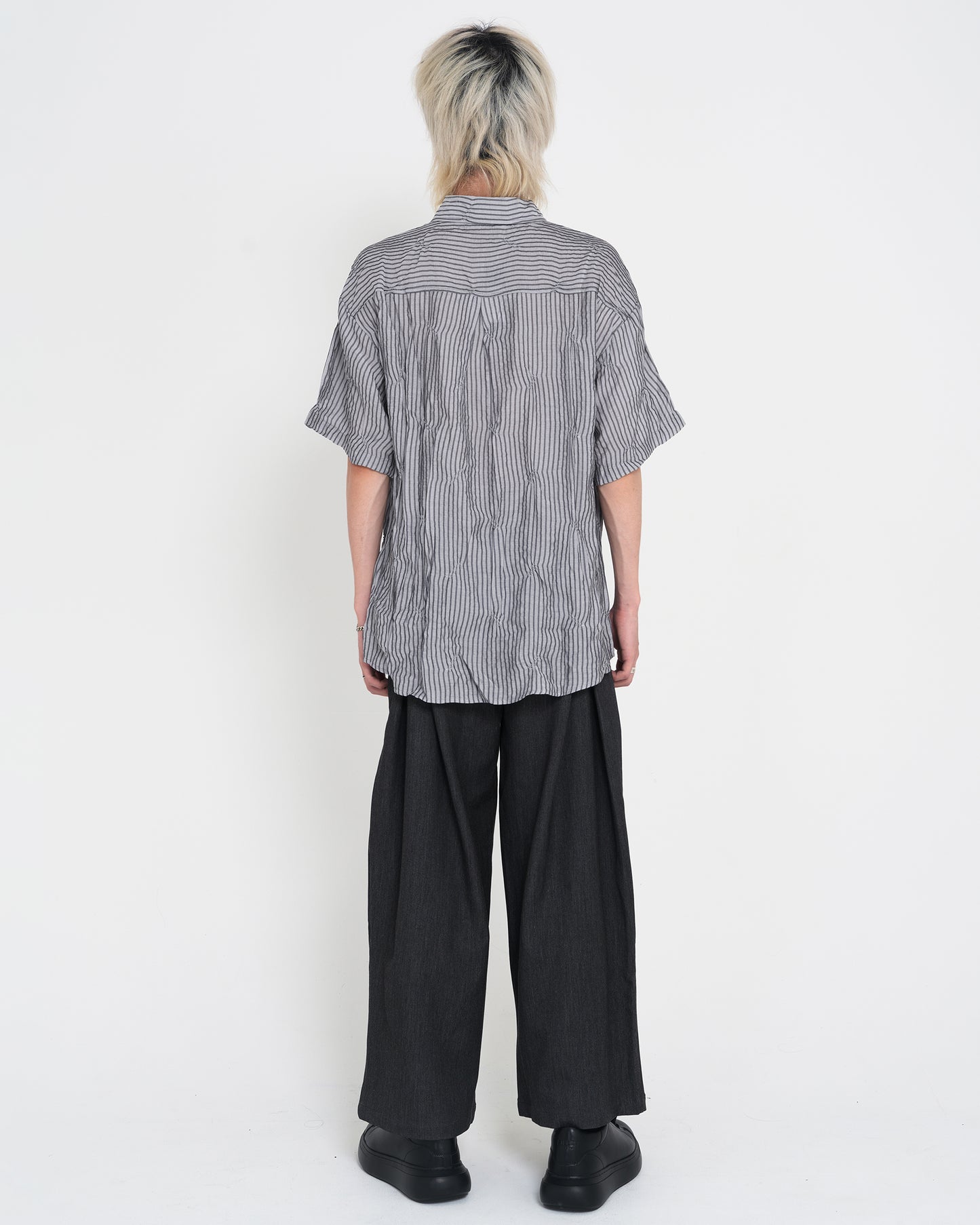 Pleat Detail S.S Shirt GRY