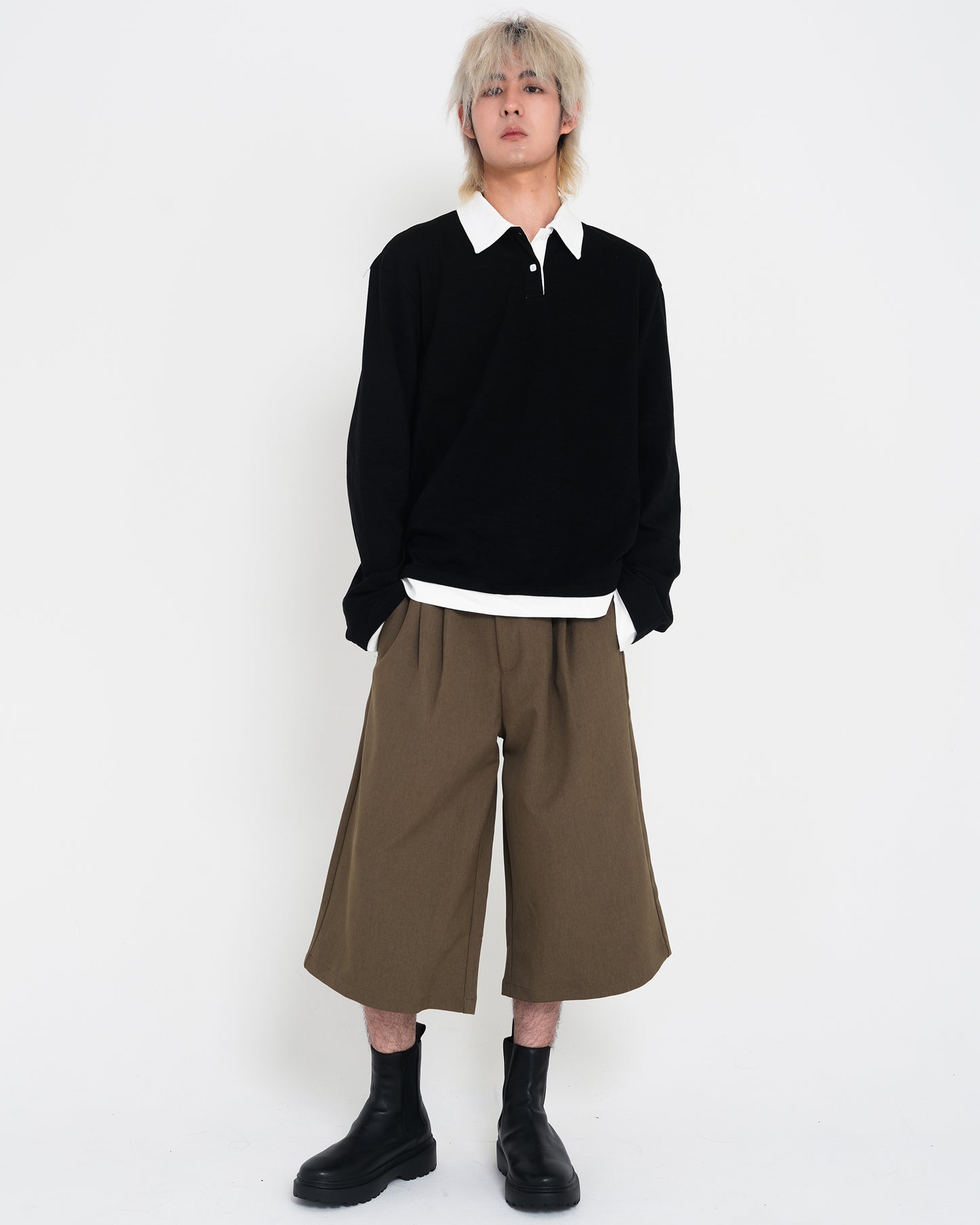 Double-Tab Waist Casual Tailored Shorts BRN