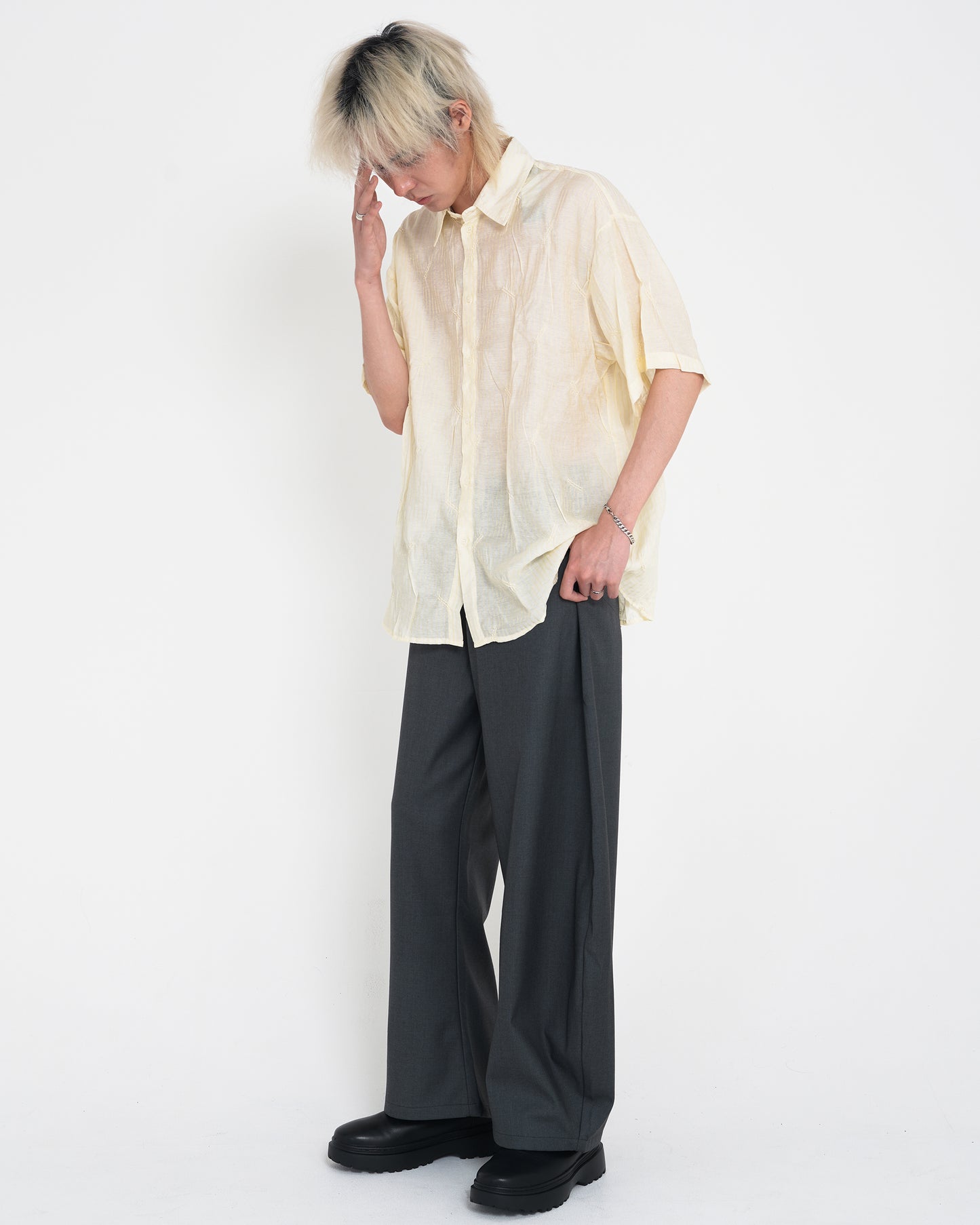 Pleat Detail S.S Shirt WHT