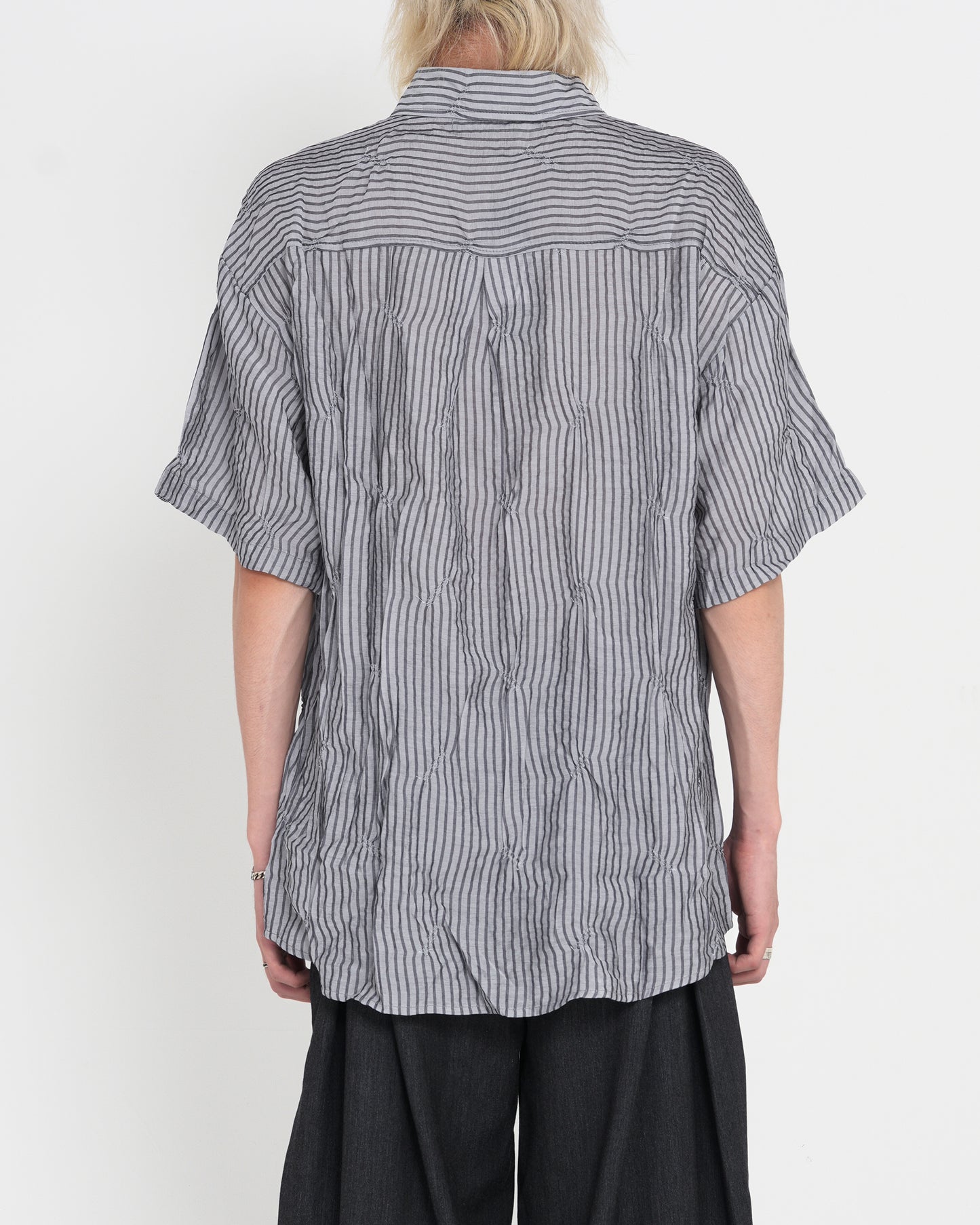 Pleat Detail S.S Shirt GRY