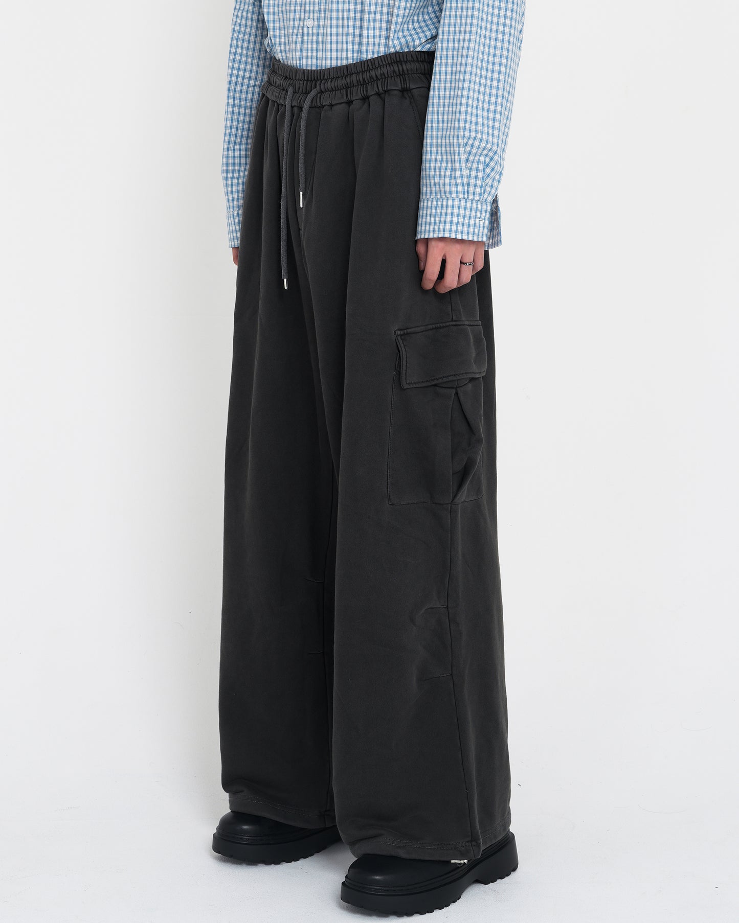 Drawcord Wide Sweat Pants