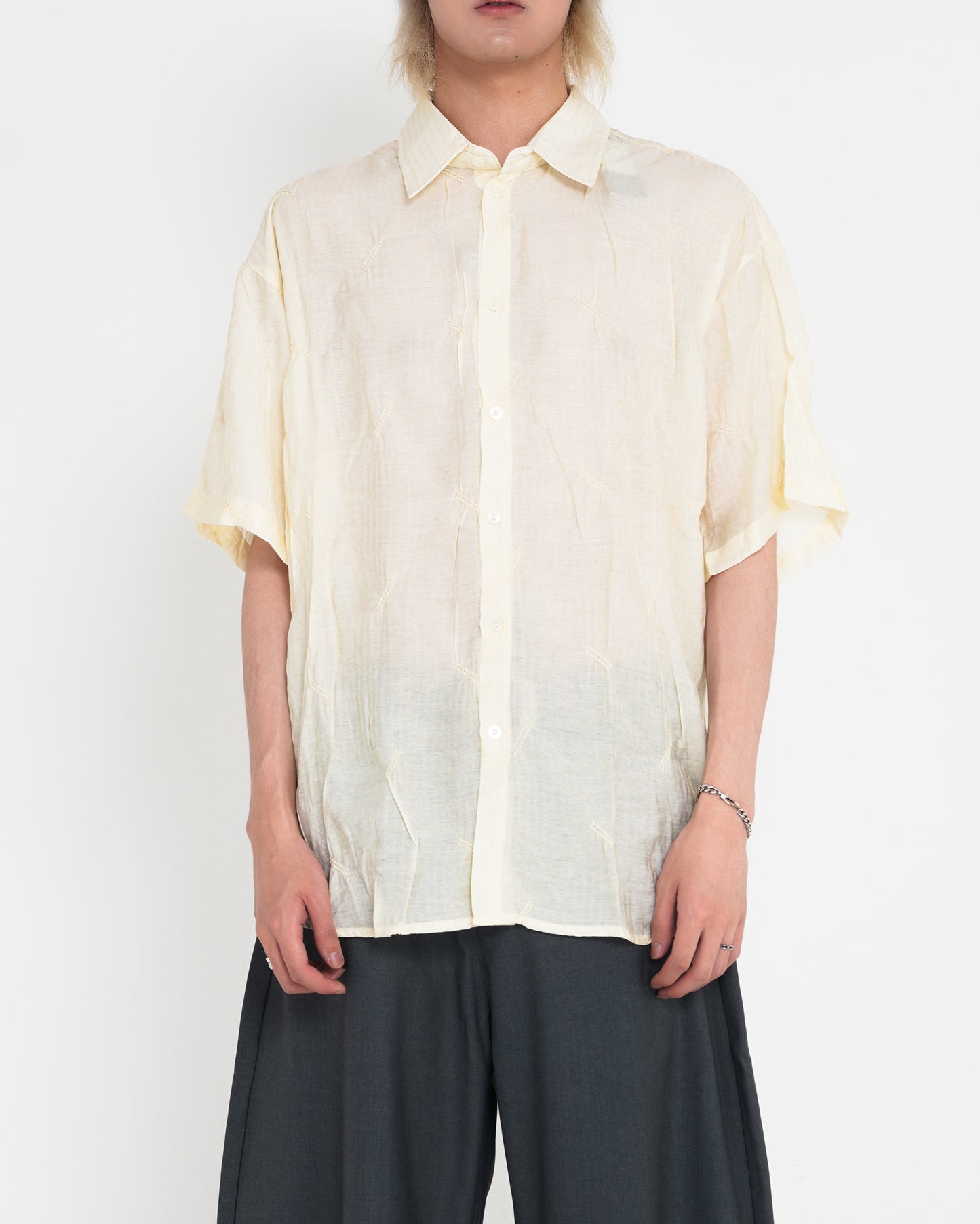 Pleat Detail S.S Shirt WHT