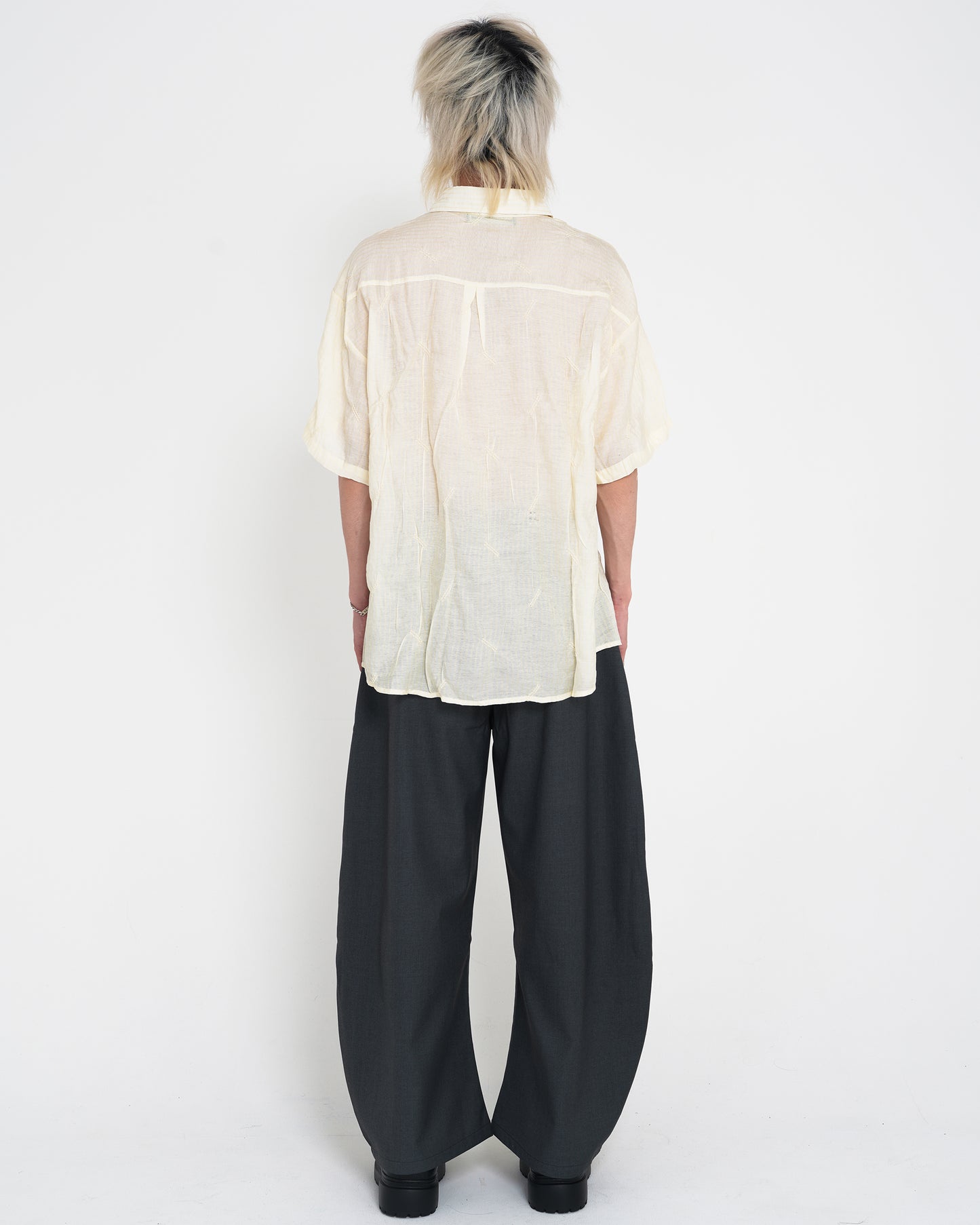 Pleat Detail S.S Shirt WHT