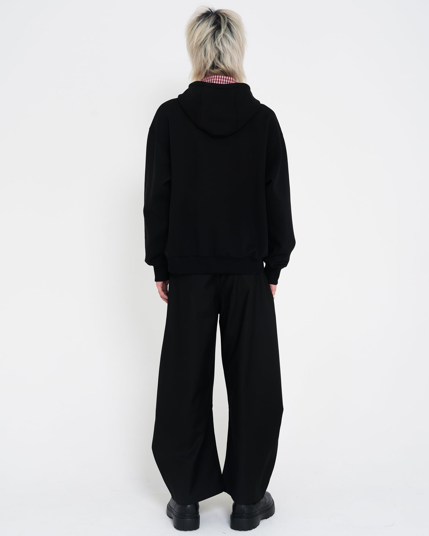 Minimalist Cropped Woolen Jacket BLK