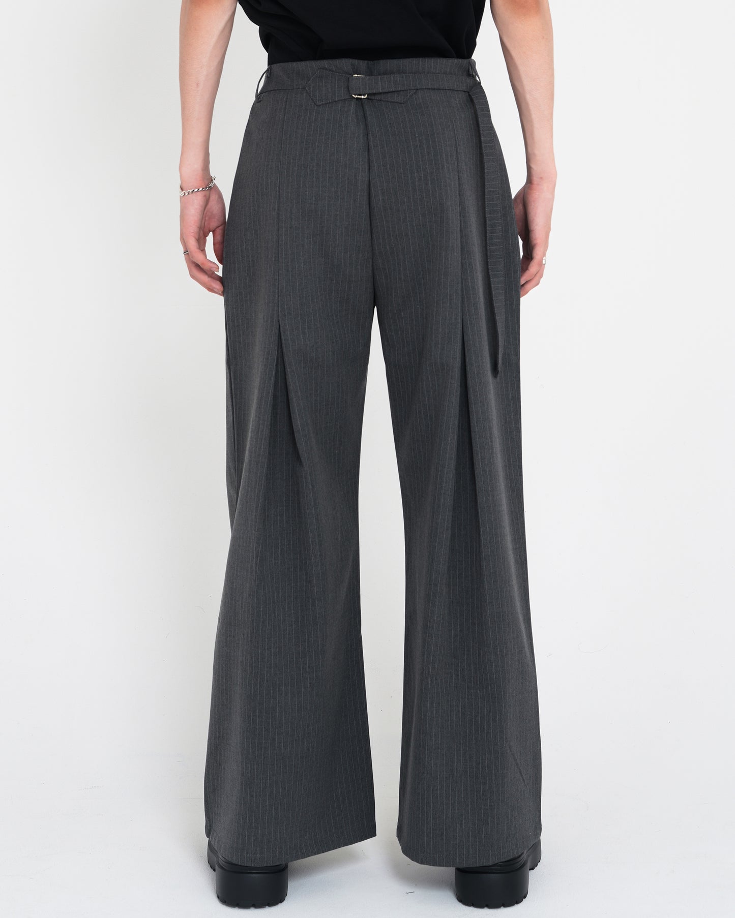 Draped Stripe slacks GRY