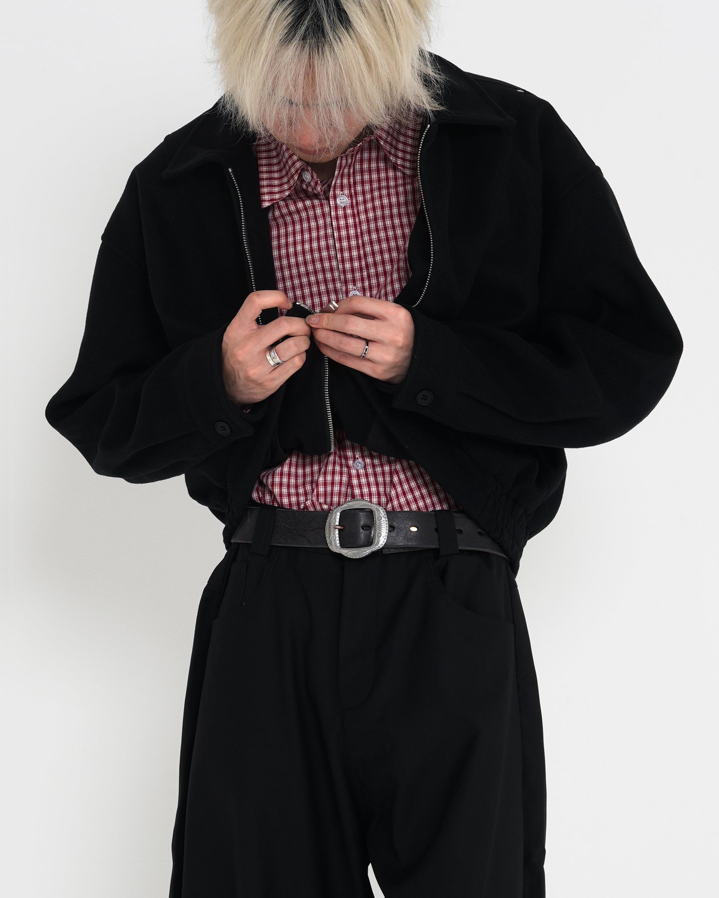 Minimalist Cropped Woolen Jacket BLK